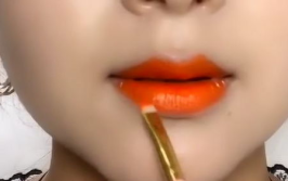 简单的口红小姐姐图片,口红小姐姐的时尚魅力瞬间