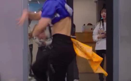 追求跳舞小姐姐,邂逅翩翩舞姿小姐姐